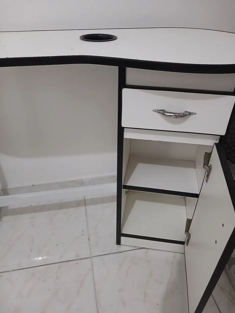 Mesa para Manicure / Nail Designer com Gaveteiro - Foto 2