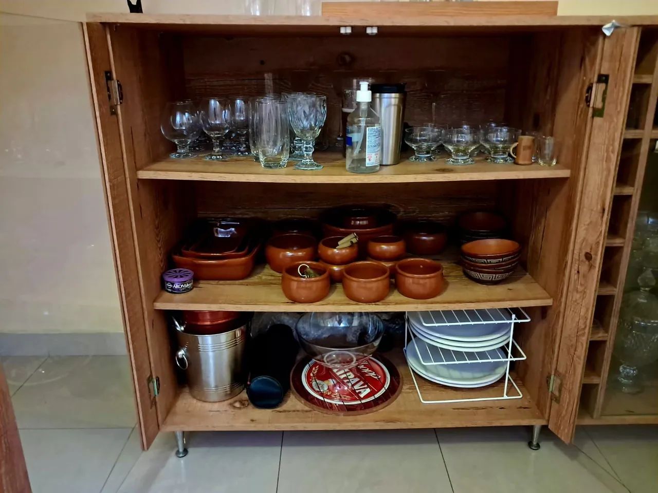 Armário multiuso com Adega - Foto 4