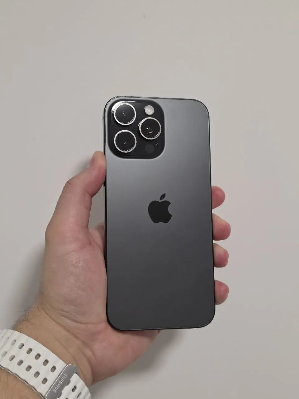 iPhone 16 Pro Max Várias Cores 256GB - Foto 2
