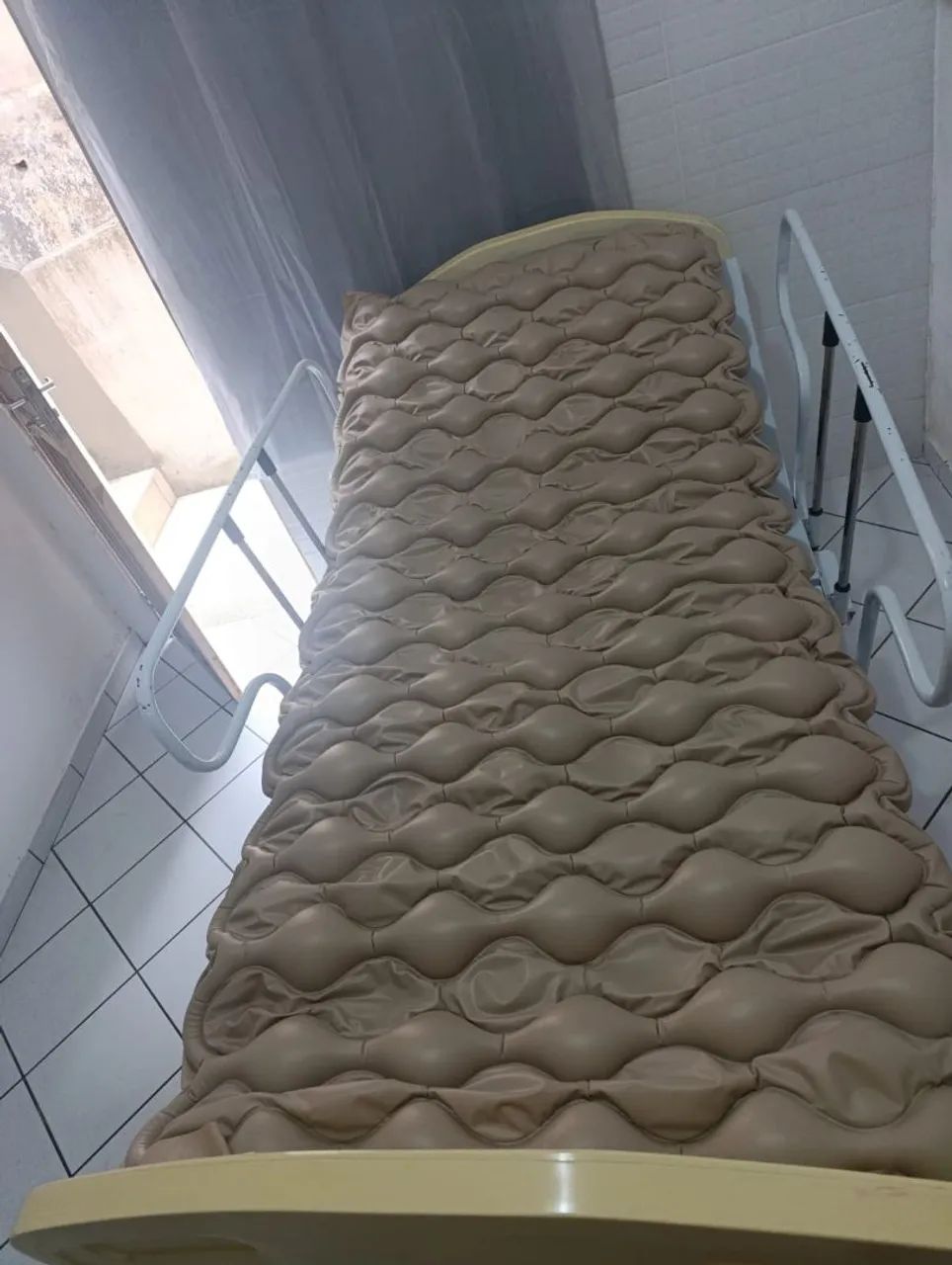 Cama de hospital  - Foto 3