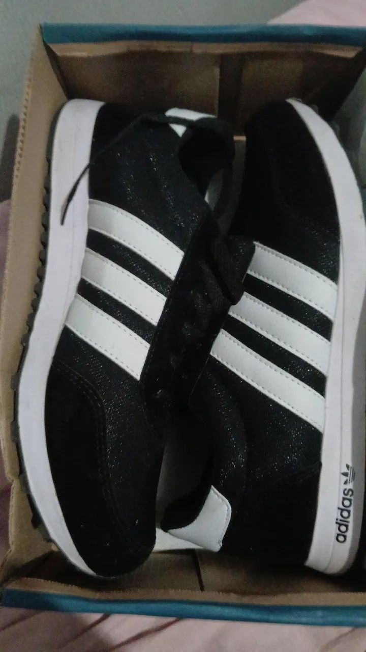 Vendo tênis da adidas