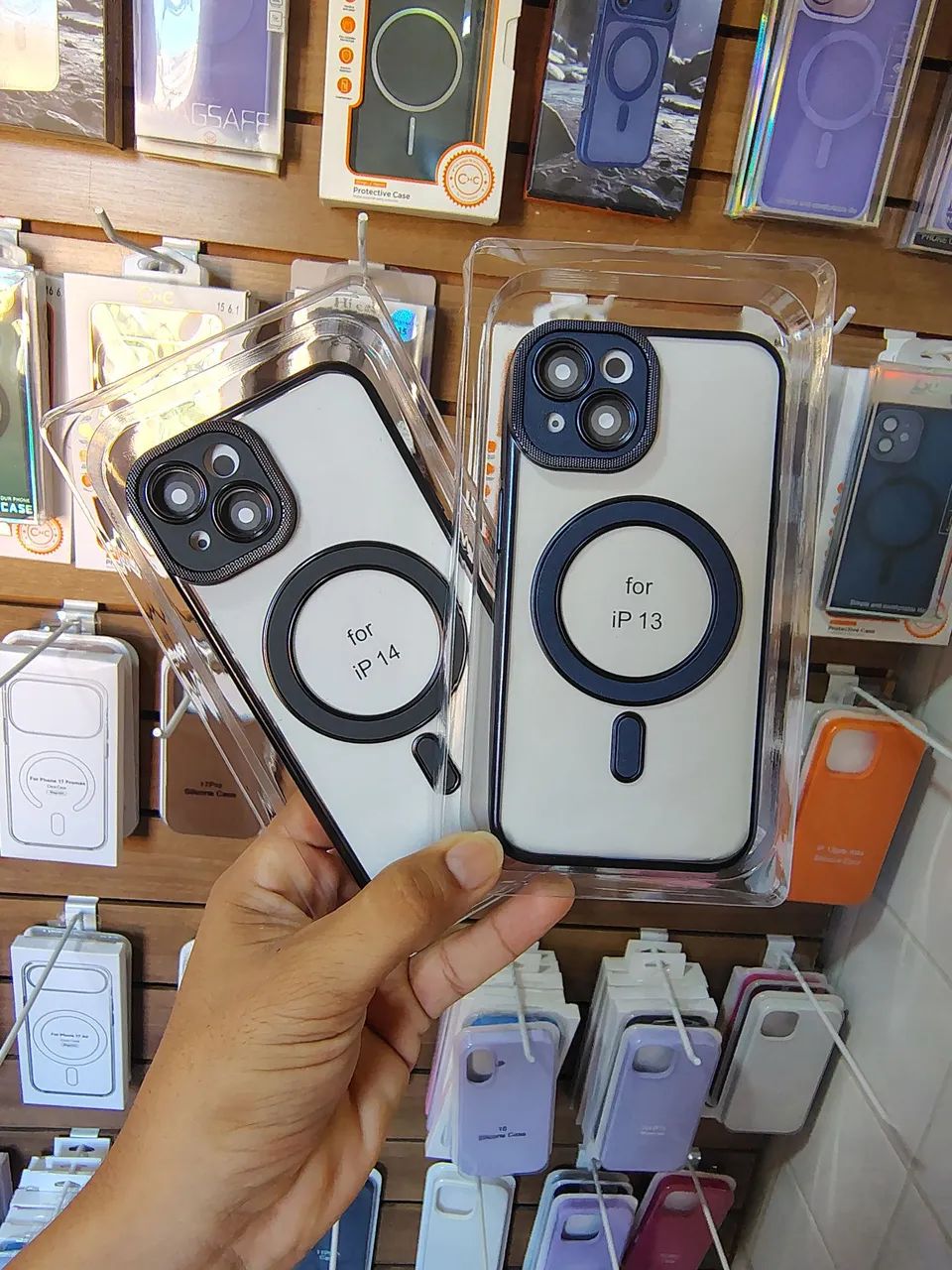 Capa Magsafe Premium iPhone 