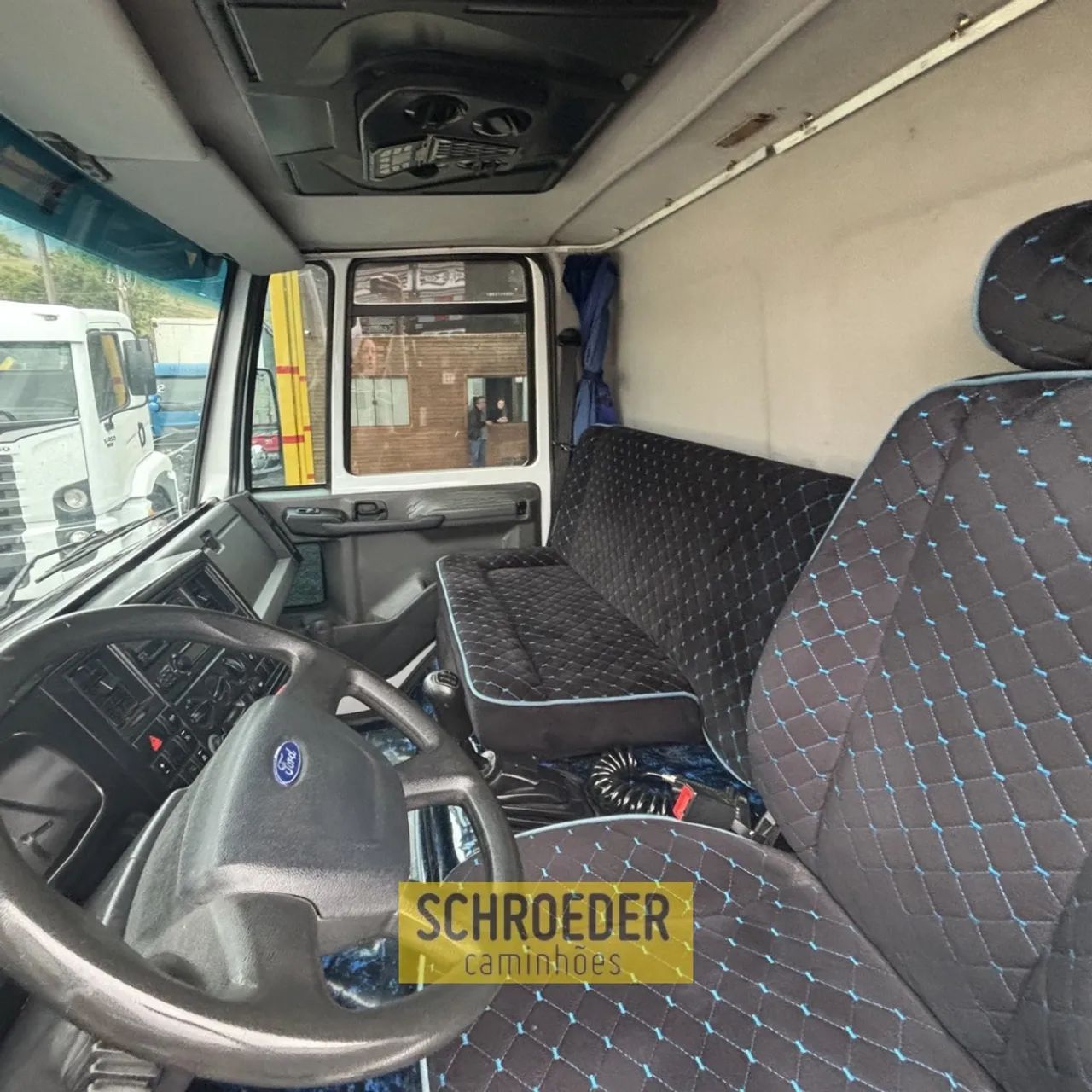 Ford Cargo 1119 - Foto 4
