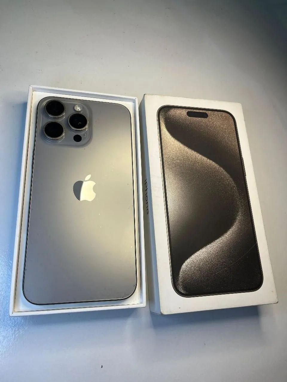IPHONE 15 PRO MAX 1TB TODO ORIGINAL - Celulares e Smartphones