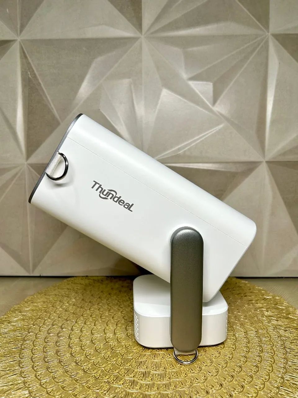 Projetor ThundeaL TD80 Pro Full HD com Android 13 - Foto 2