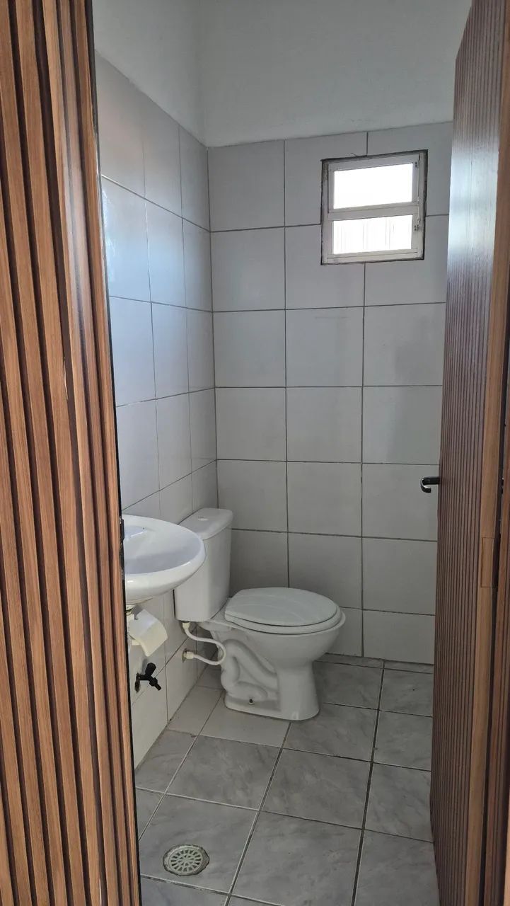 Aluga-se sala comercial no Farol - Foto 3