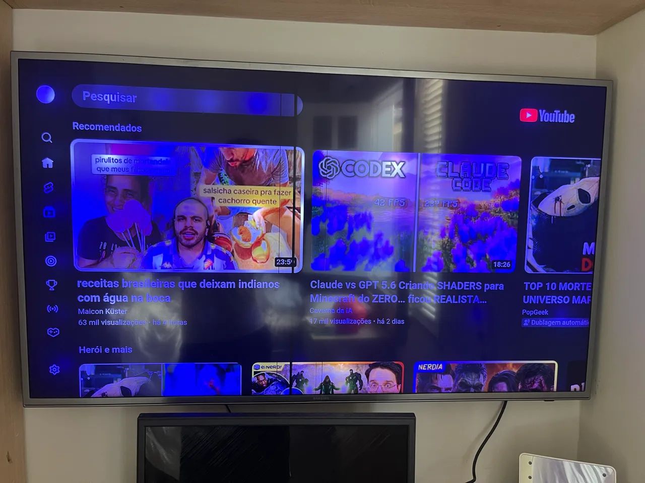 TV Samsung 49 polegadas 4K Smart TV UN49MU6120 - Liga, com Defeito no Display