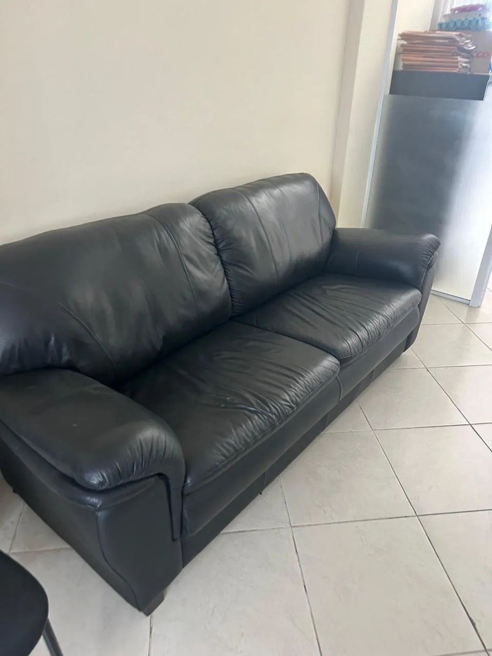Black Leather Sofa65569169602689120