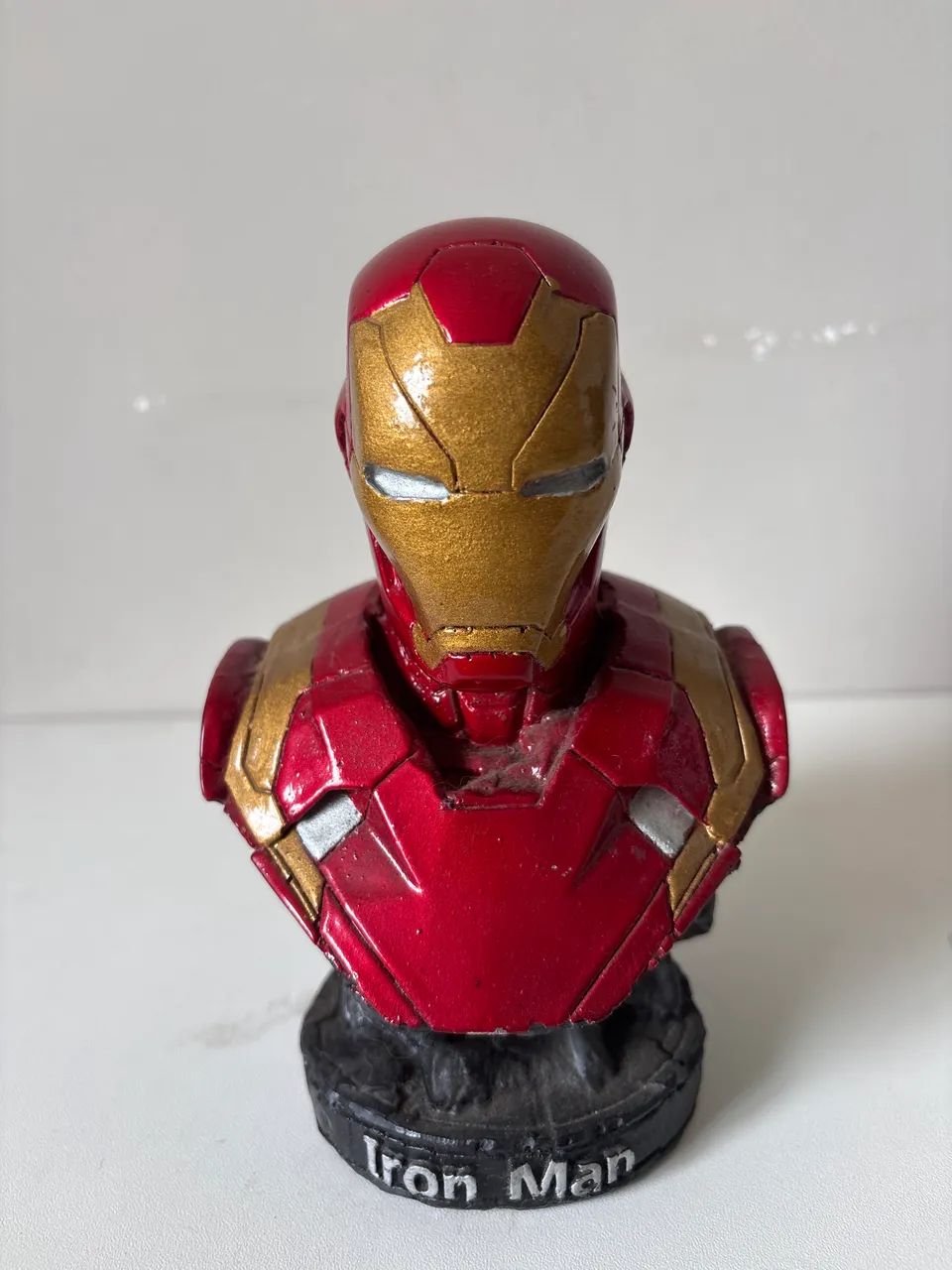Estátua busto homem de ferro Mark 46