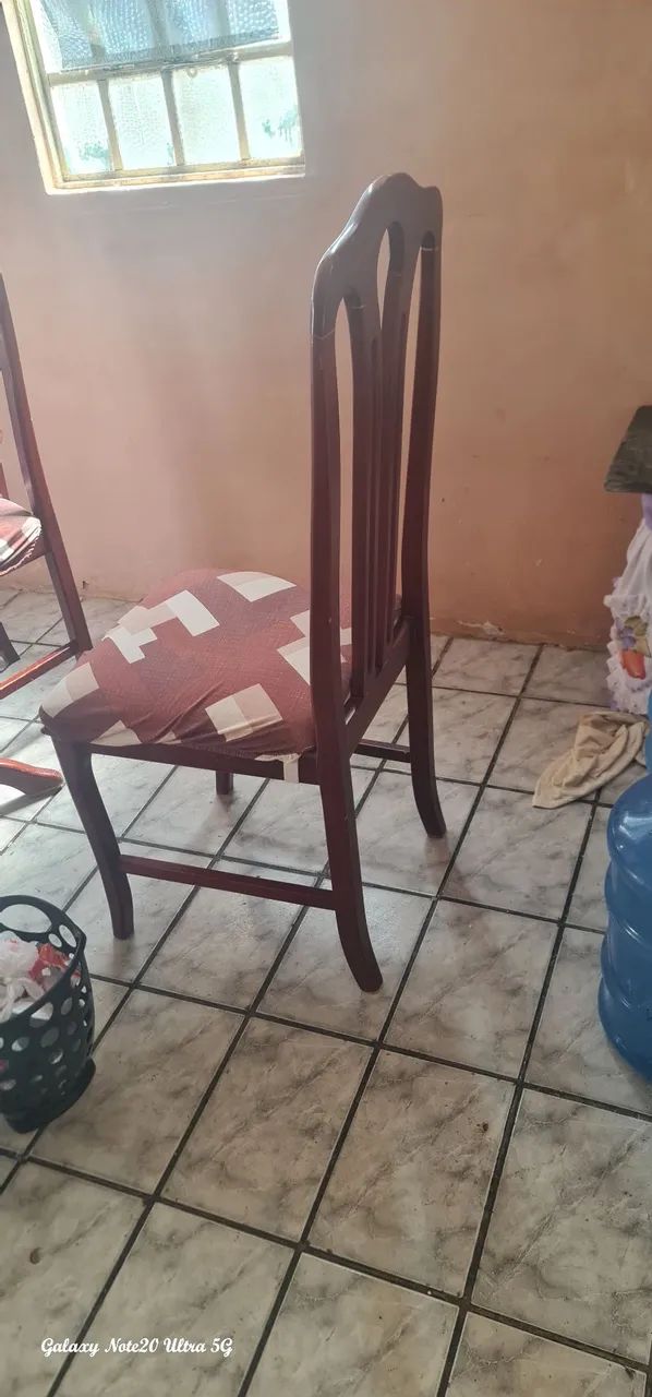 Mesa com 4 cadeiras  - Foto 3