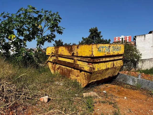 Caçambas de Entulho - Foto 2