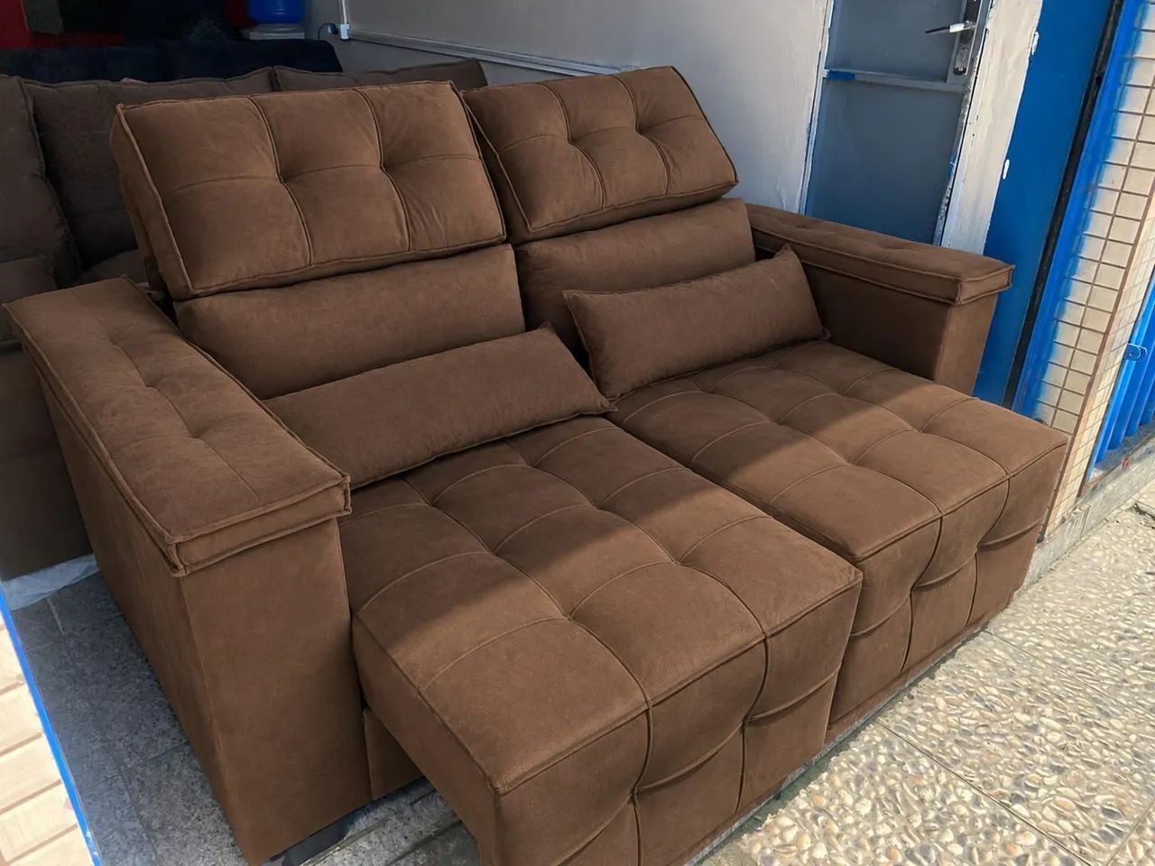 Sofas reclinável e retrátil 2 lugares 