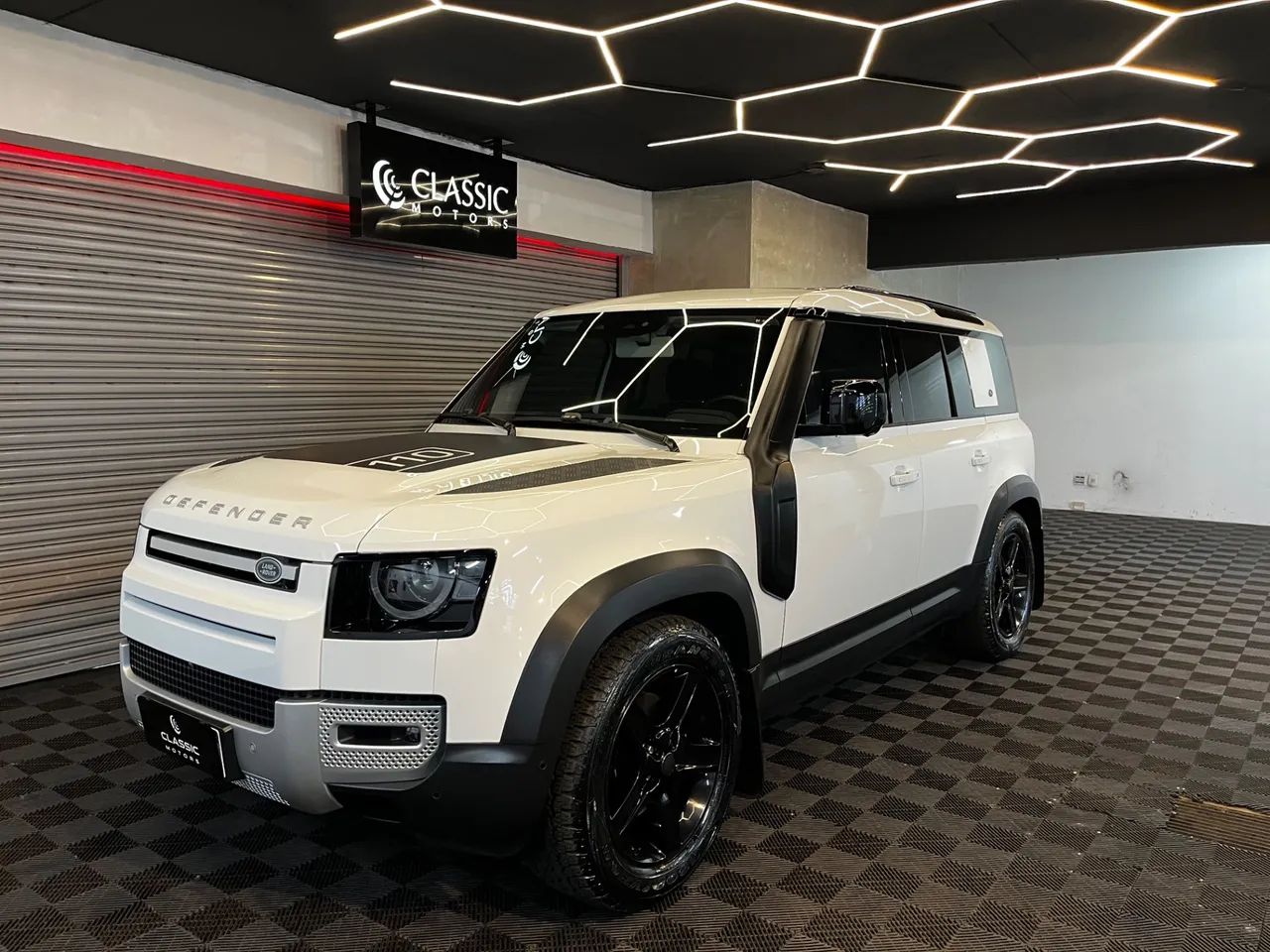 Land Rover Defender 2020