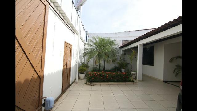 Casa Comercial 8 salas 5 vagas, dormitório, na Dorival Caymme - Foto 16