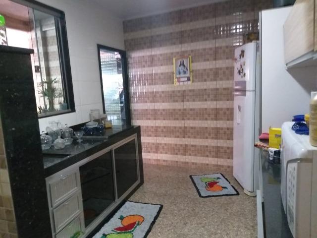 Vendo este prédio de 510 m² com 4 residência no centro do município de Atílio Vivacqu/ES - Foto 8