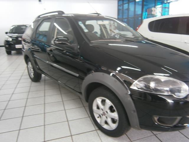 FIAT PALIO 2015/2015 1.6 TREKKING WEEKEND 16V FLEX 4P MANUAL