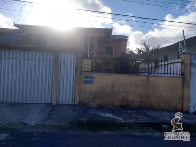 Aluga Casa Multifamiliar Lagoa Redonda, 2 suítes, 1 vaga, Próx. a Farmácia Pague Menos da