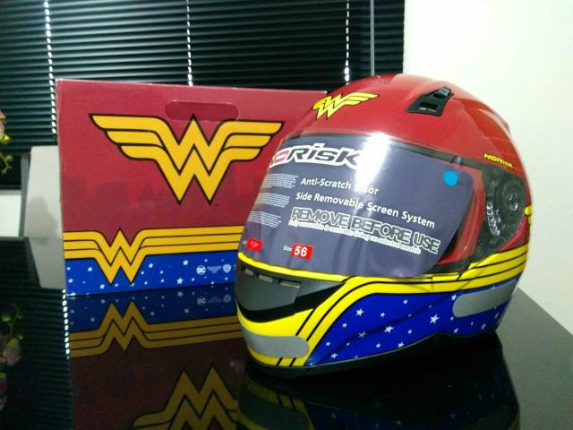 Capacete Mulher Maravilha - Norisk - Foto 2