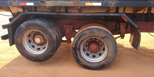 Vendo ou troco caminhão toco ou retroescavadeira - Foto 12