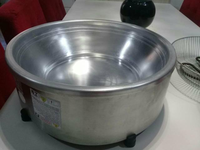 Vende-se fritadeira nova - Foto 2