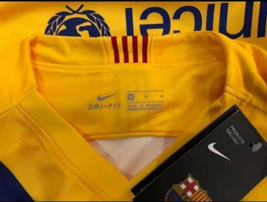 Camisa Barcelona tamanho M - Foto 6
