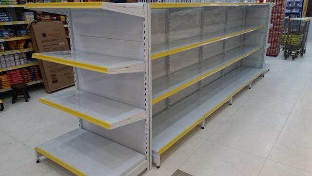 Gôndolas de aço - Foto 4
