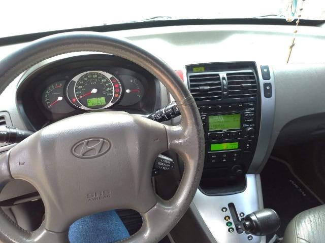 Tucson 09/10 automática, completa, com teto solar, Motor v6, 4x4, pneus bons toda revisada