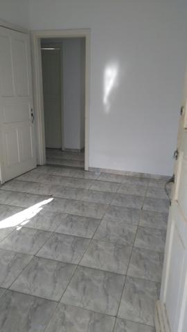 Alguém - Foto 4