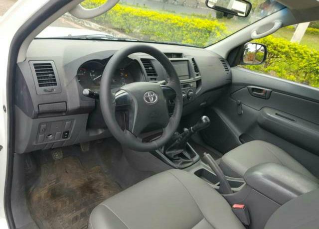 Hilux cs 4x4 3.0 TDI Diesel 2017 - Foto 4