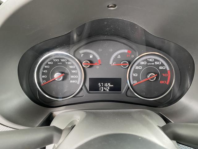 Fiat palio attractive 13/2014 1.4 completo! - Foto 5