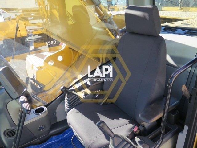 Escavadeira Caterpillar 345DLME ano 2009 - Foto 6