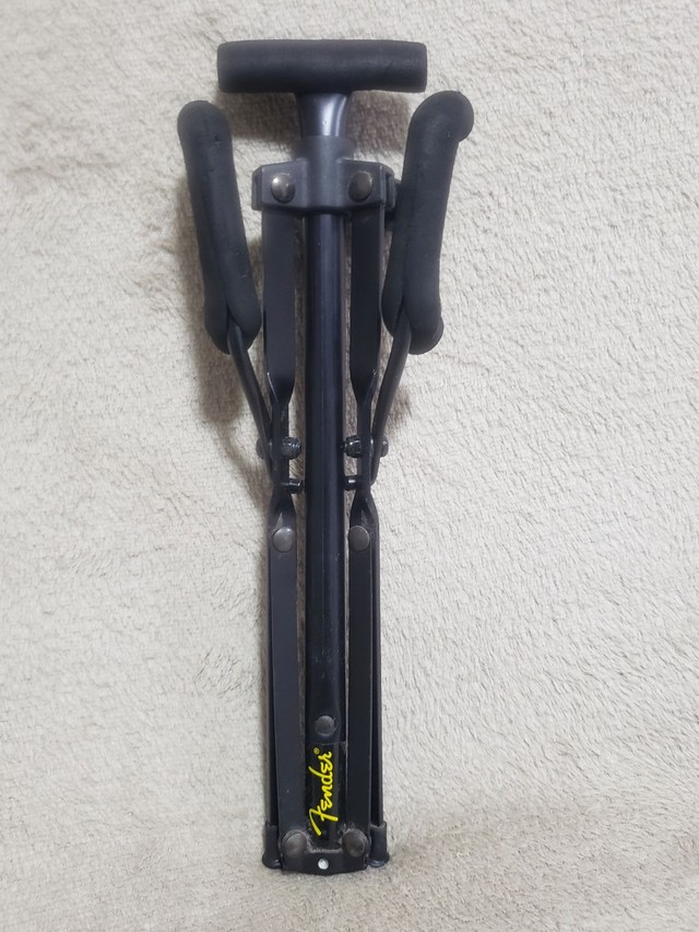Suporte Fender para Guitarra ou Baixo (aceito trocas) - Foto 4