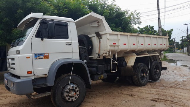 Caçamba truk voks 14.170 ano 1999