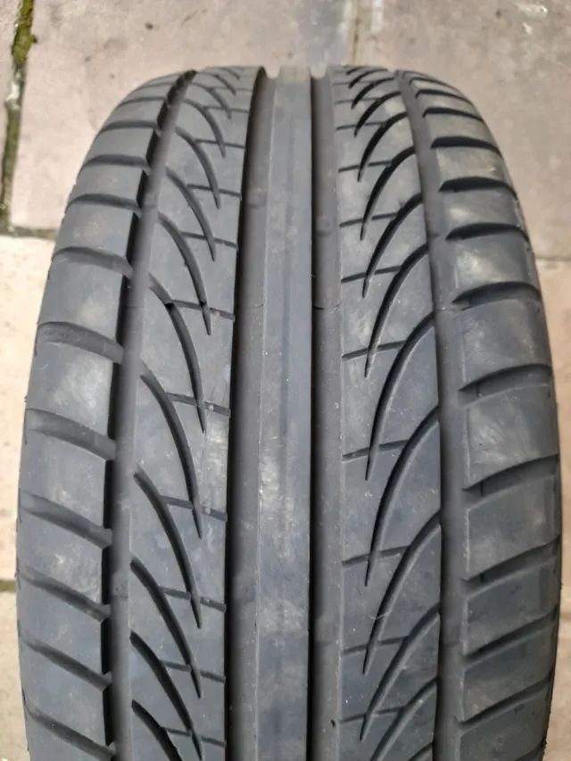 Vendo pneus 225/45 R17 - Foto 4