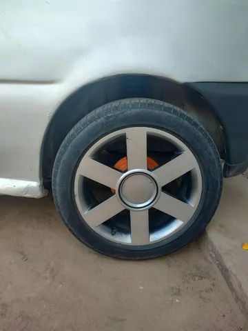 Vendo essas rodas aro 17 troco em outra volta pra mim - Foto 4