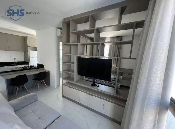 Apartamento com 1 dormitório para alugar, 35 m² por R$ 2.940,00/mês - Victor Konder - Blum