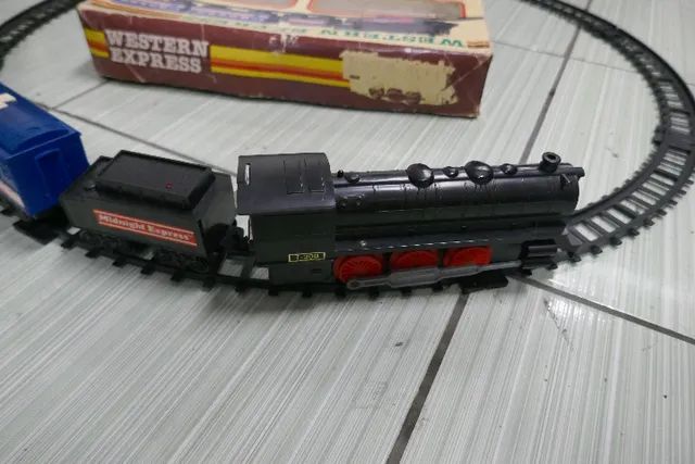 brinquedo trem antigo