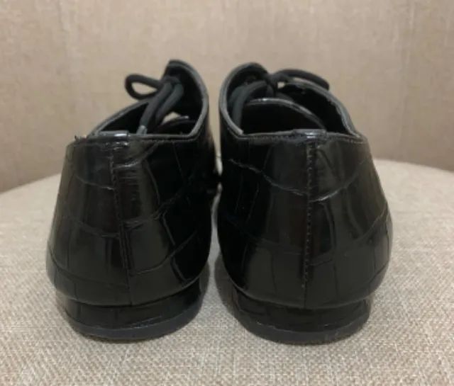 (TAM: 34) Sapato Preto Social Bico Fino Croco  - Foto 6