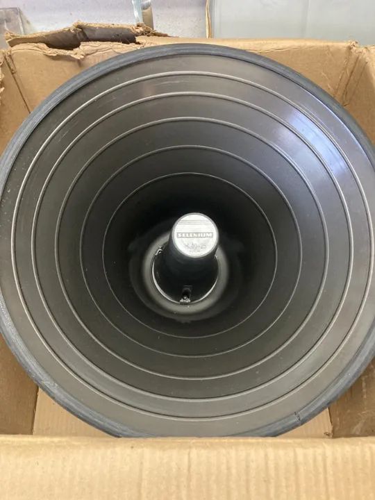 Corneta Megafone Selenium HL40-25 Nova