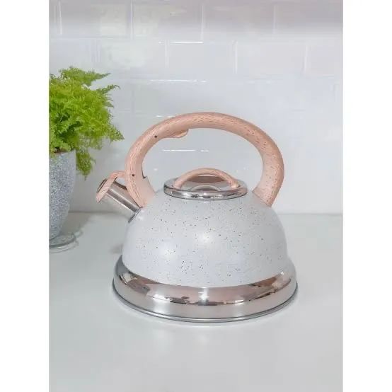 Chaleira brinox 2,7 litros nova na caixa