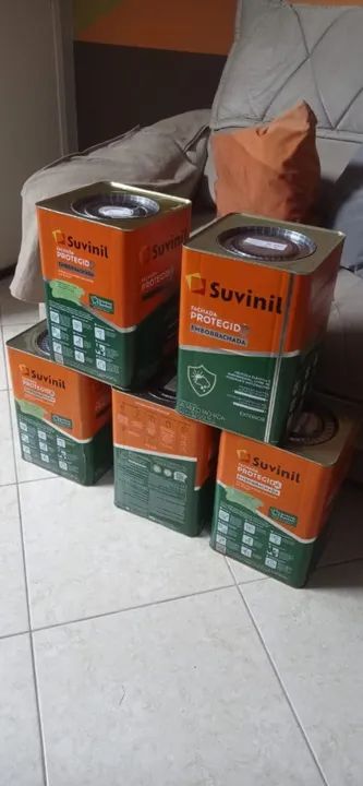 Tinta emborrachada cor andiroba 18l.