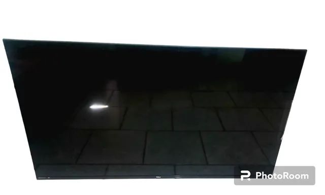 smart tv philco 50" 4kptv50rcg70bl para conserto ou retirada de peças - Foto 3