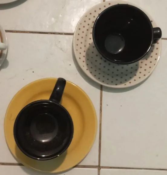 Xícara mais pires tudo por 9 reais