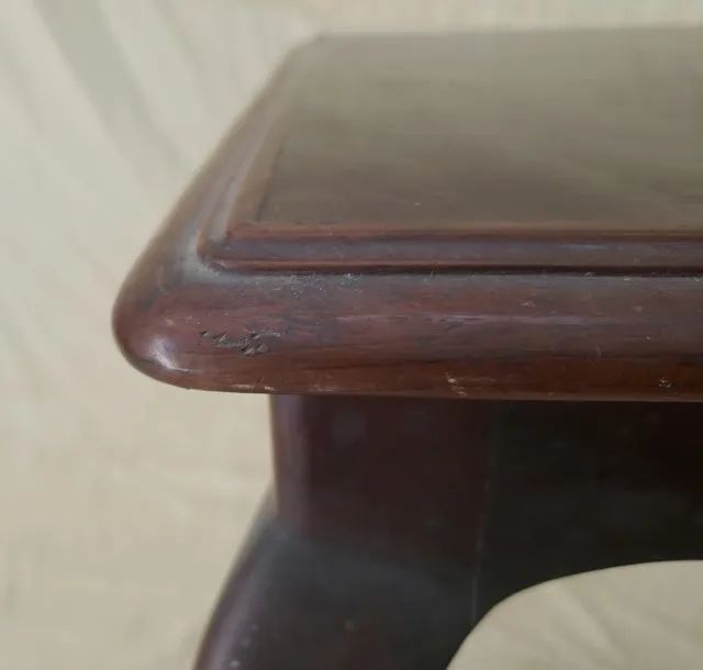 Mesa auxiliar Lateral ou apoio madeira nobre pernas torneadas Estilo Ingles *Descrição - Foto 4