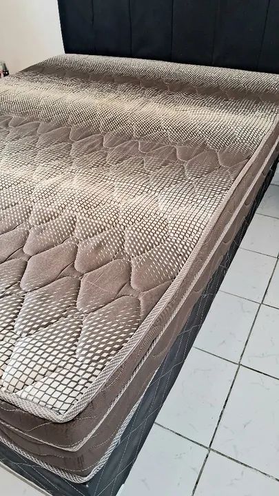 Cama casal Box 