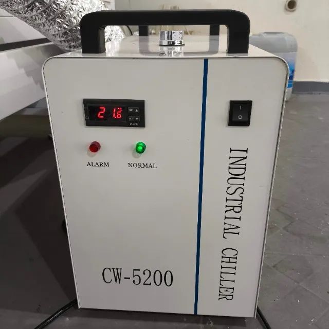 Maquina Laser Co2 p/ Corte e Gravação 100W 1400x900mm - Foto 2
