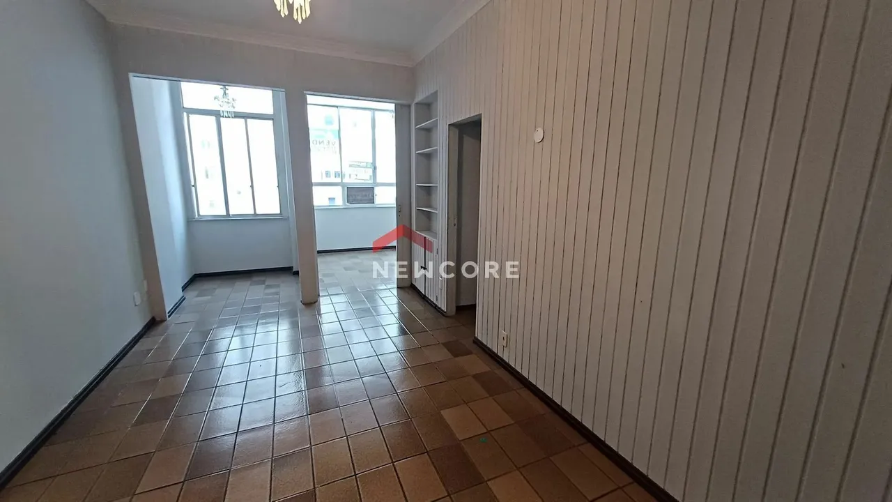 Apartamento em Rua Constante Ramos - Copacabana - Rio de Janeiro/RJ
