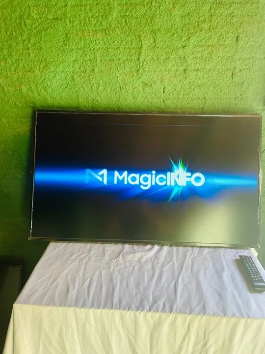 Monitor de vídeo wall LED 43 polegadas