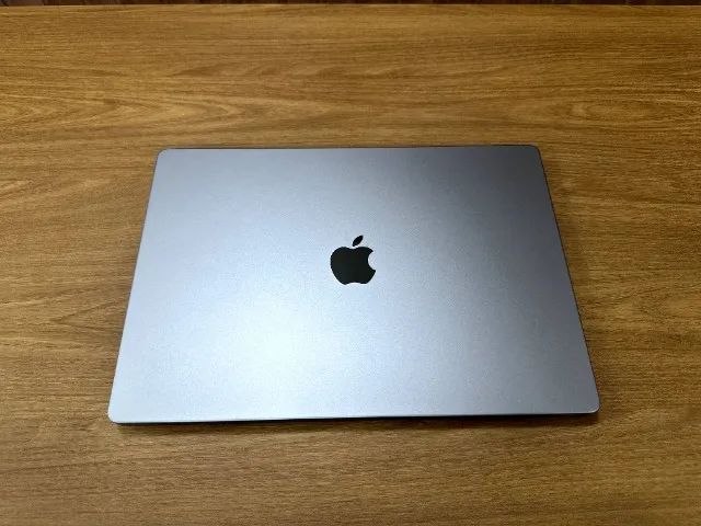 MACBOOK PRO M1 MAX, 64GB RAM, 2TB SSD, 16 POLEGADAS, 32 NÚCLEOS