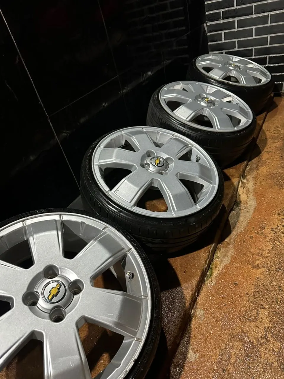 Rodas da 17 da montana